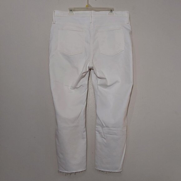 NWT! J. Crew High-Rise Slim Cropped Boyfriend Jean in White - 33 - Picture 4 of 11